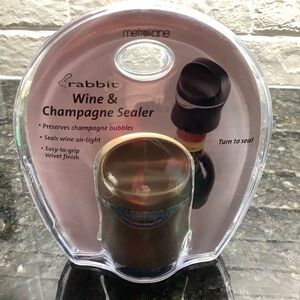 Metrokane Rabbit Wine & Champagne Sealer